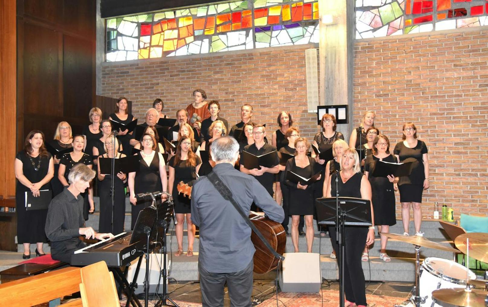 Choice of Voice - ein Gospel-Konzert in Wels stimmt auf Weihnachten ein.