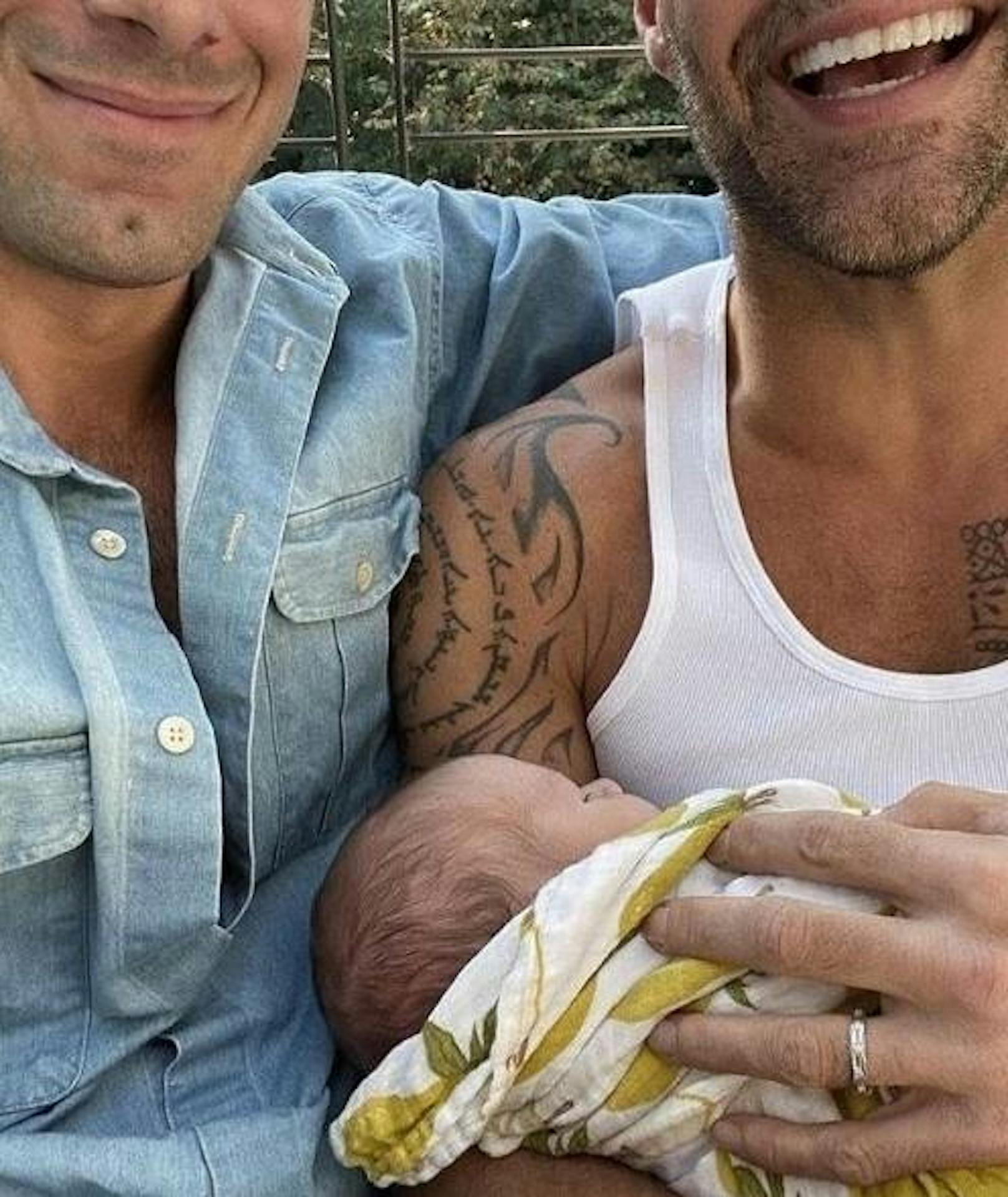 30.10.2019: Ricky Martin und sein Ehemann Jwan Yosef freuen sich über Familienzuwachs. Eine Leihmutter schenkte dem Paar Sohnemann Renn. Es ist für sie das vierte Kind.