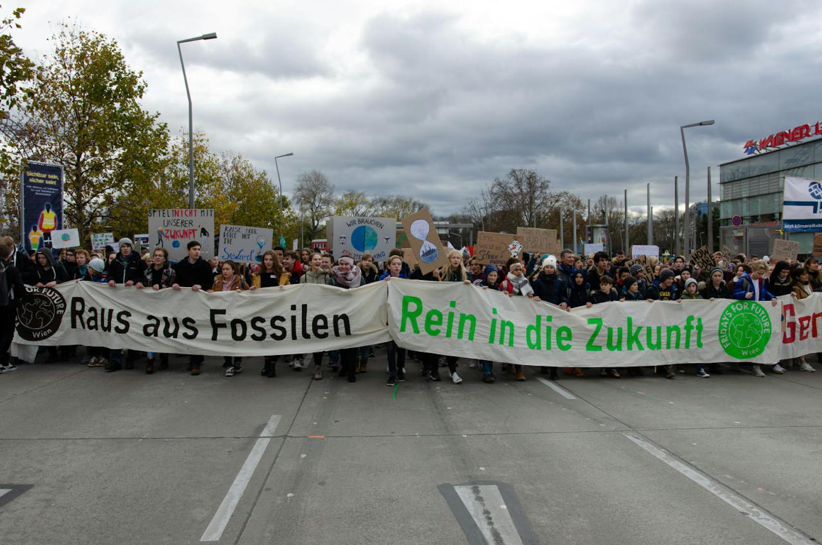 Anders als bei früheren Demos wird es diesmal Corona-Schutzmaßnahmen geben.&nbsp;