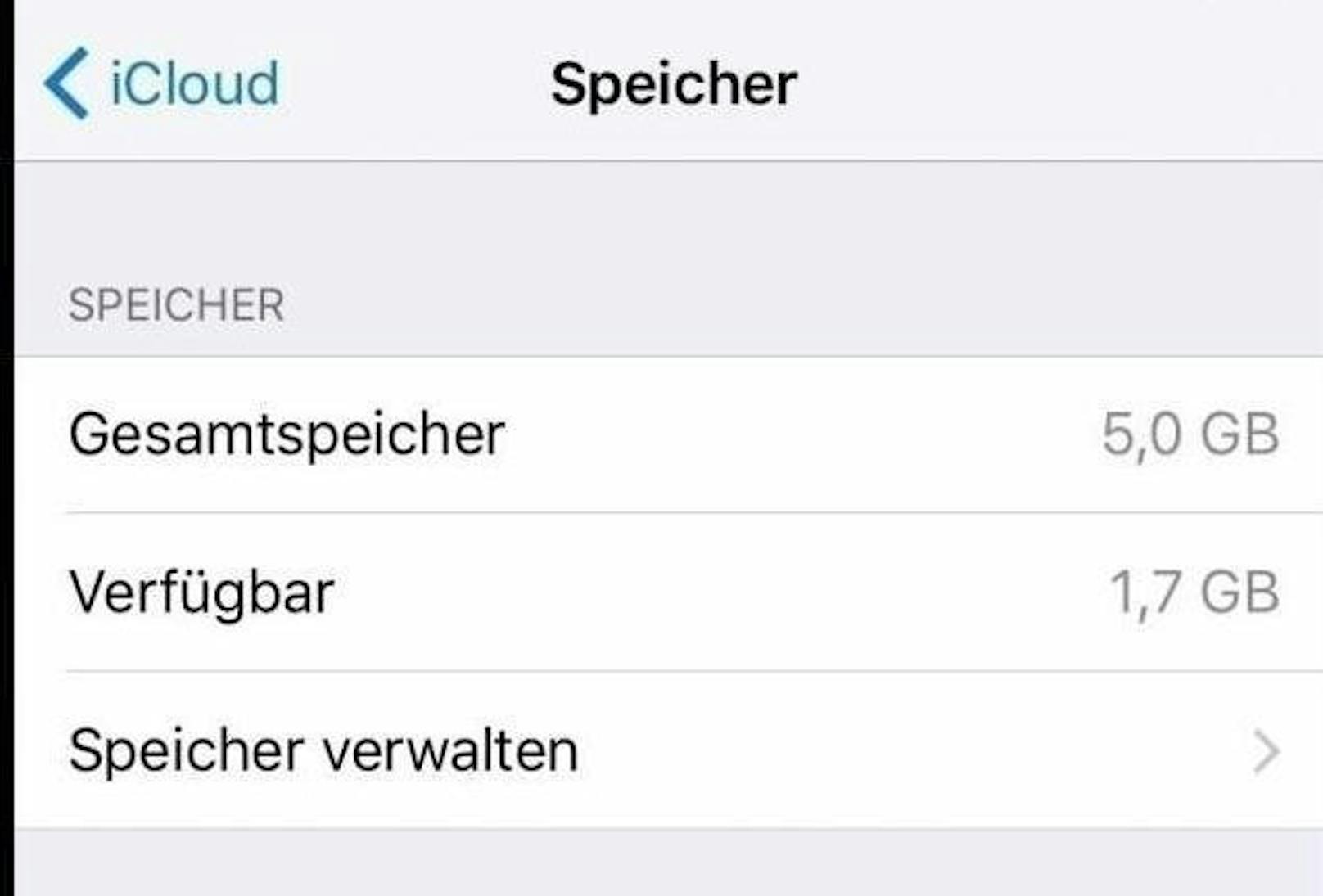 Zuerst solltest du prüfen, wie stark du deinen iCloud-Speicherplatz bereits beanspruchst. Auf dem iPhone kannst du dafür in die Einstellungen gehen und zuoberst auf deinen Namen klicken. Unter iCloud siehst du, wie viel vom Online-Speicher belegt ist.