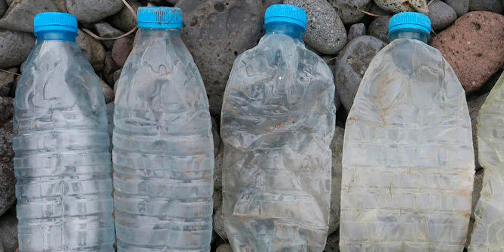 Strände in Europa sind mit Plastikabfall zugemüllt.