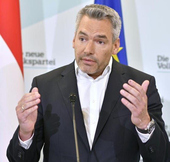 Karl Nehammer, Innenminister, bietet Stadt Wien Unterstützung an.