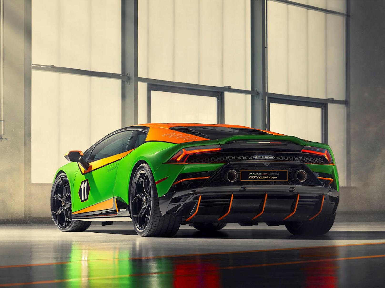 Heckansicht Lamborghini Huracan EVO GT Celebration 