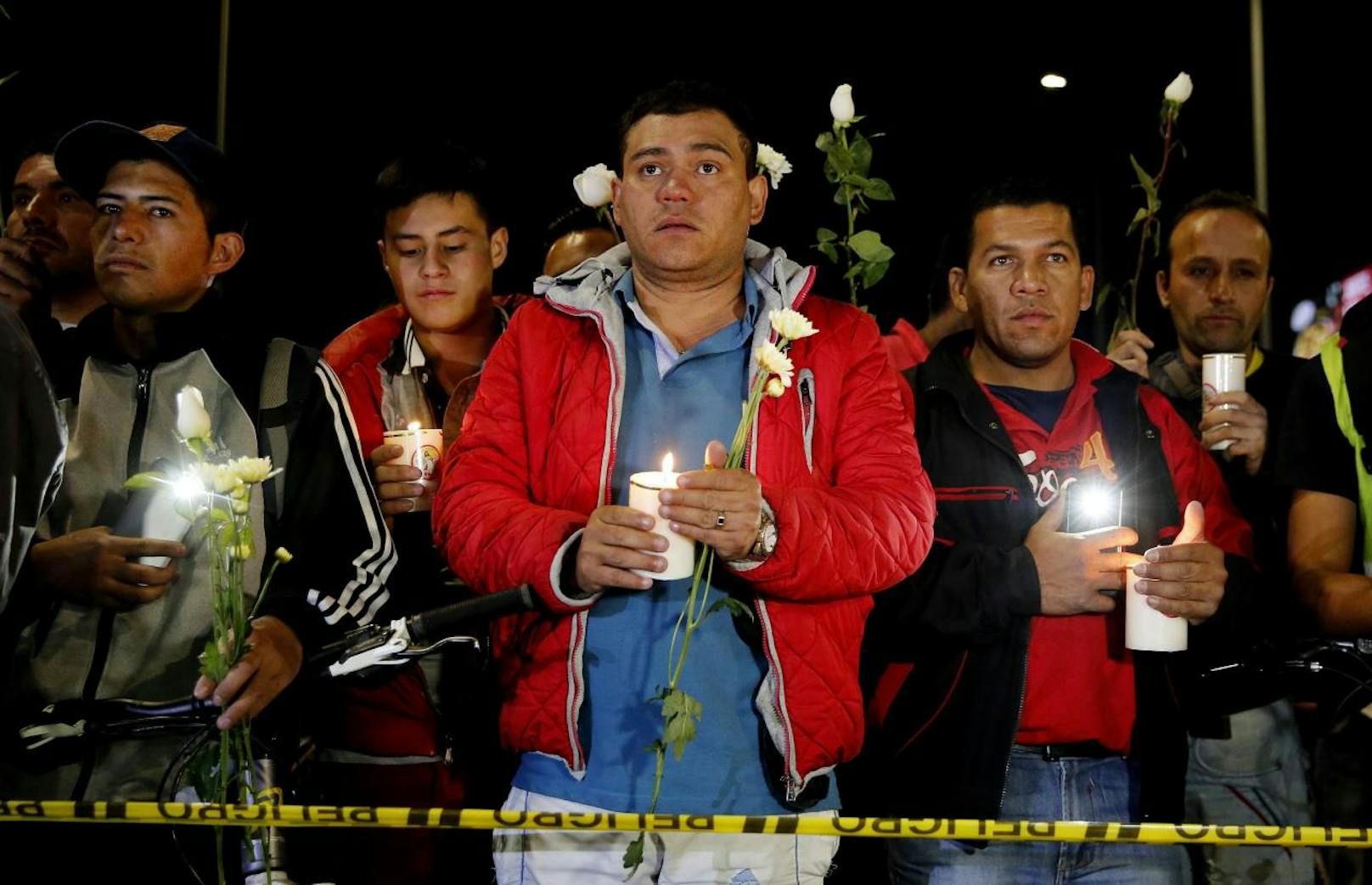 Die Ermittler identifizierten den Täter, der bei dem Anschlag ums Leben kam, als Mitglied der linken Guerillaorganisation ELN.
