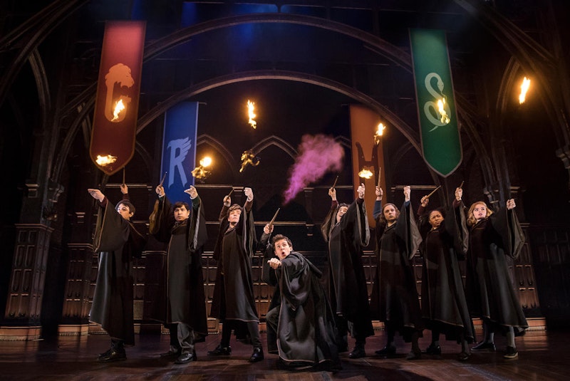 "Im Angesicht der magischen Wunder ist man komplett verblüfft. (Time Magazine)

Broadway Company 2019