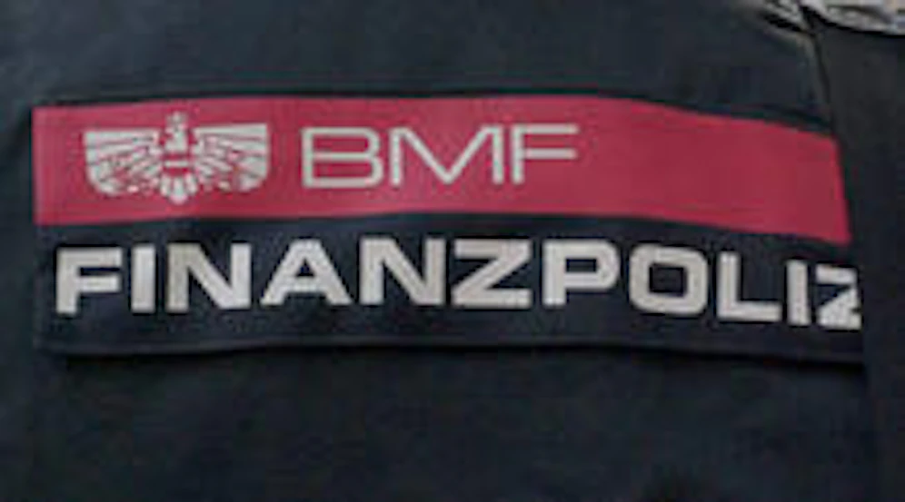 Die Finanzpolizei machte bei der Volkshilfe eine Razzia.