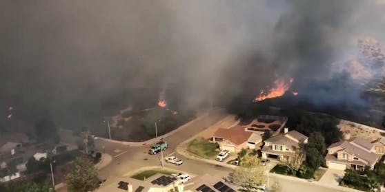 Mittlerweile tragischer Alltag in Kalifornien (Bild eines anderen Feuers im Los Angeles County).