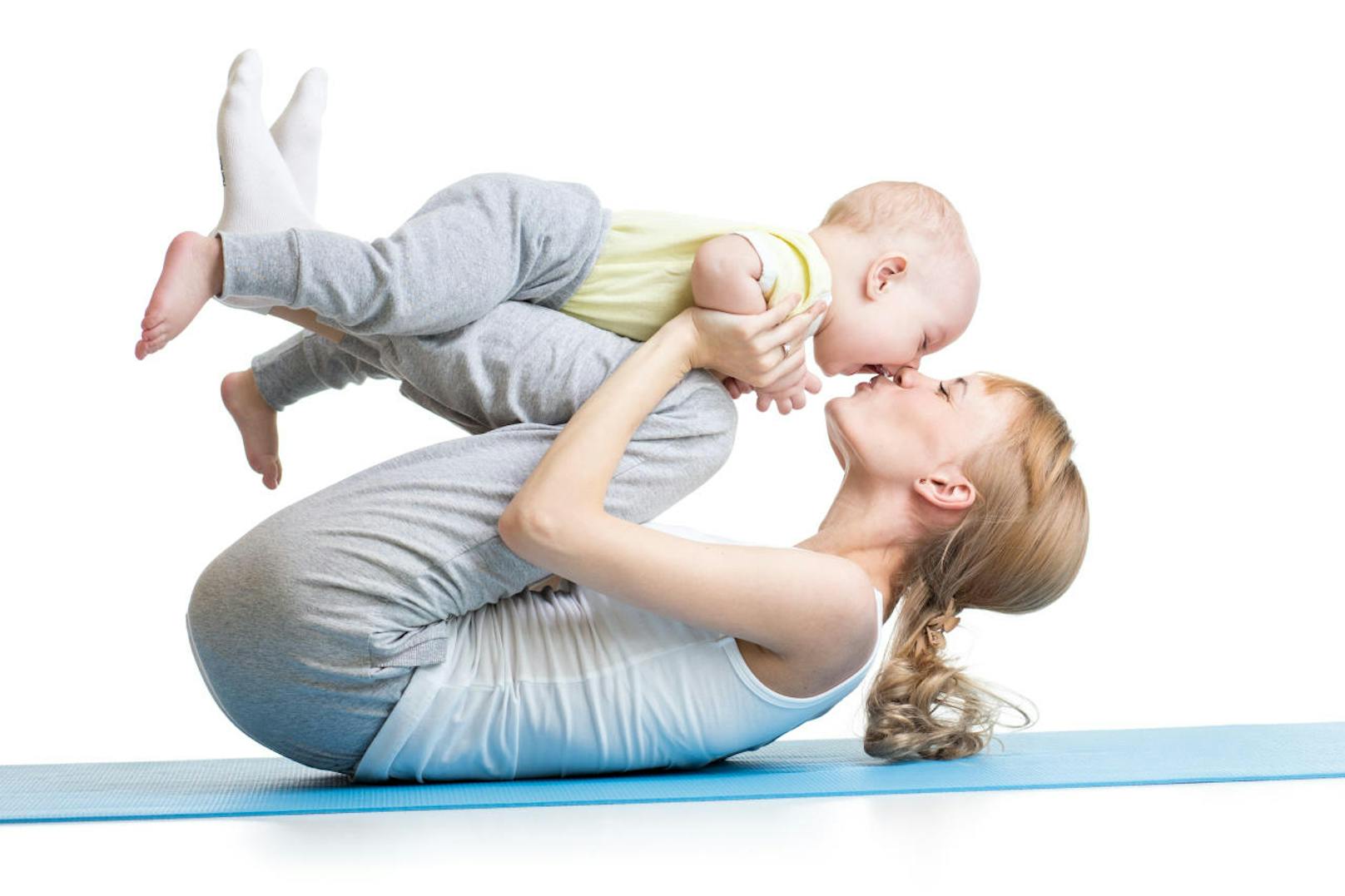Rückbildungsgymnastik und Bewegung nach der Geburt sind wichtig. Wir verraten, auf welche Sportarten sie erst einmal verzichten sollten: