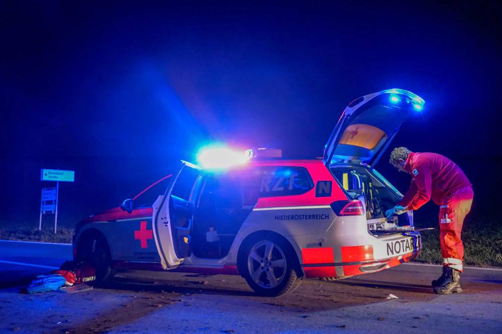 Symbolfoto eines Notarzt-Einsatzes.