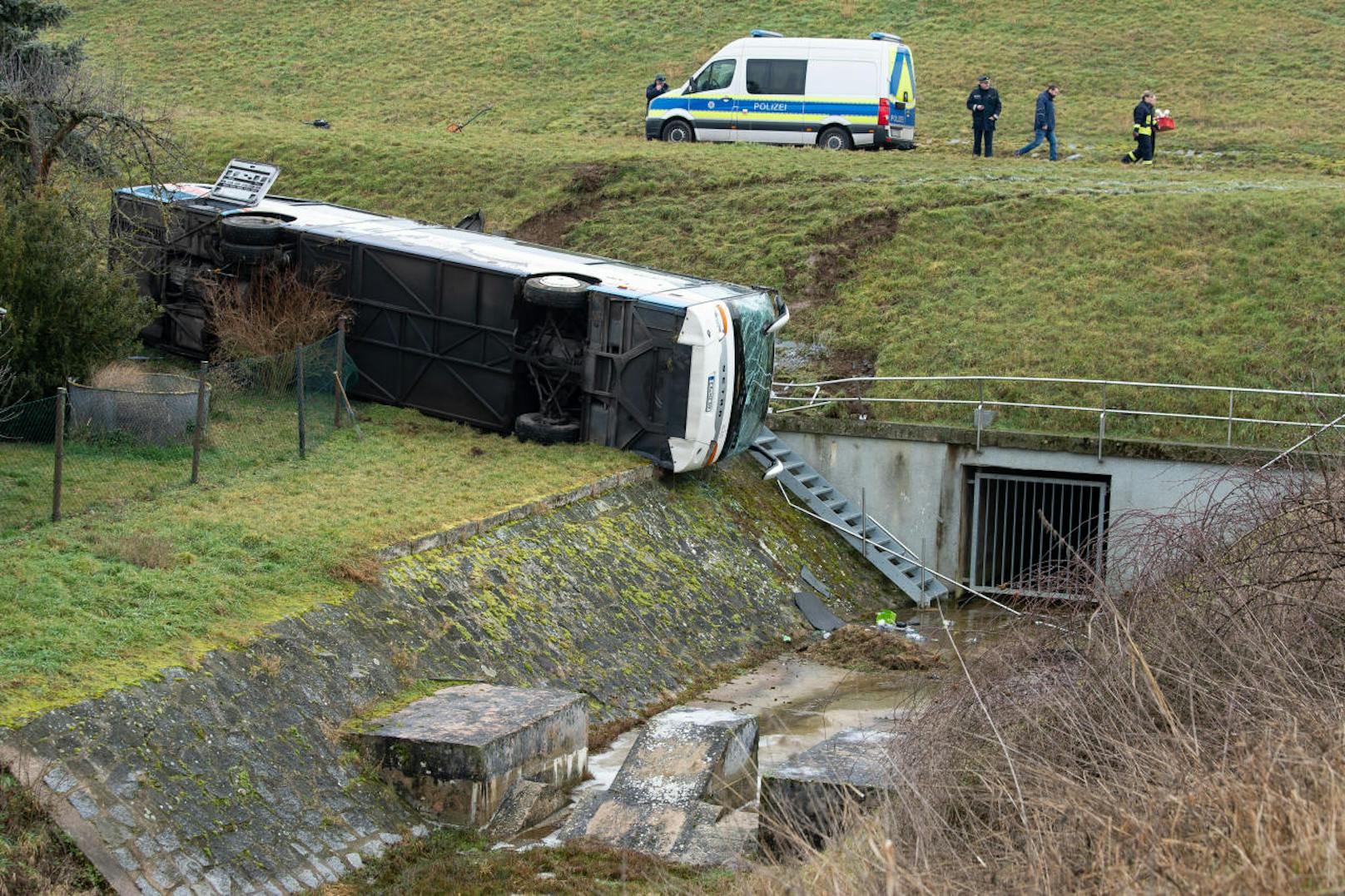 Bei einem schweren Busunglück sind am 23. Jänner 2020 in Thüringen zwei Kinder ums Leben gekommen.