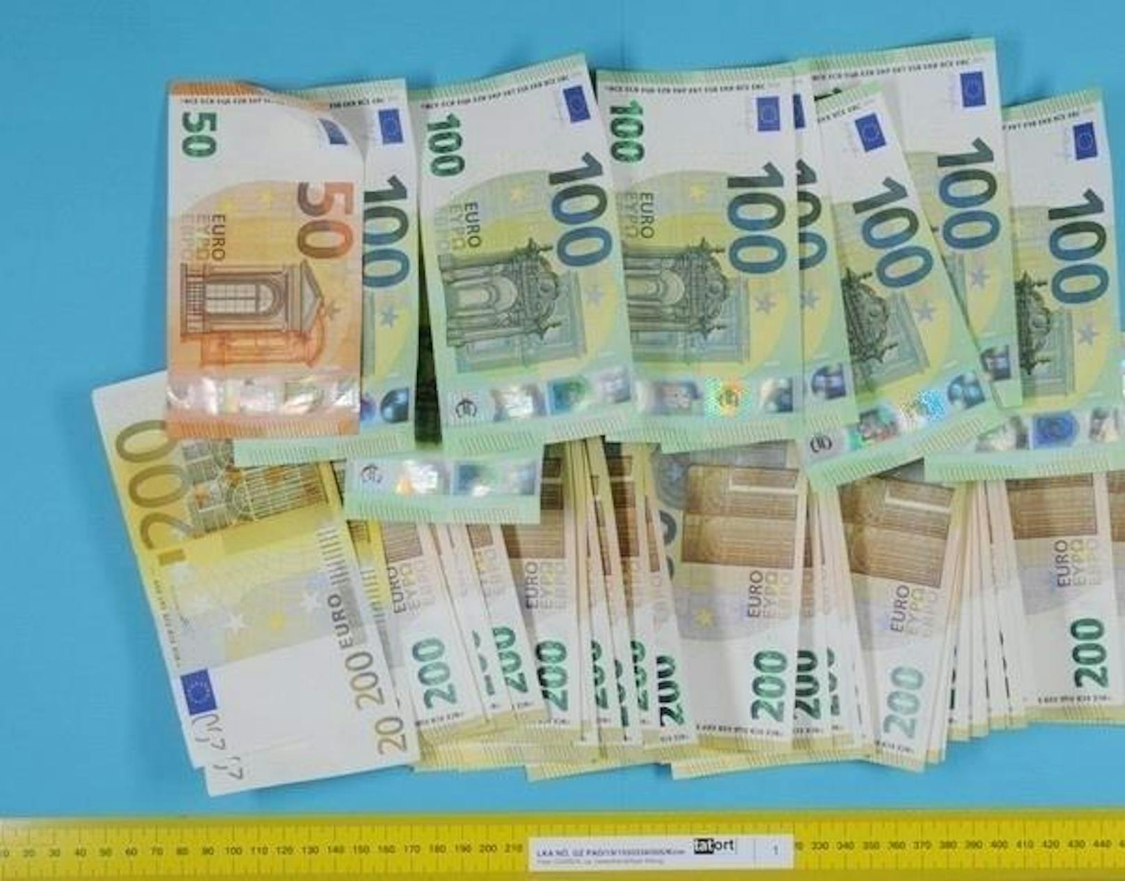 Falsche Polizisten ausgeforscht: 700.000 Euro Schaden.