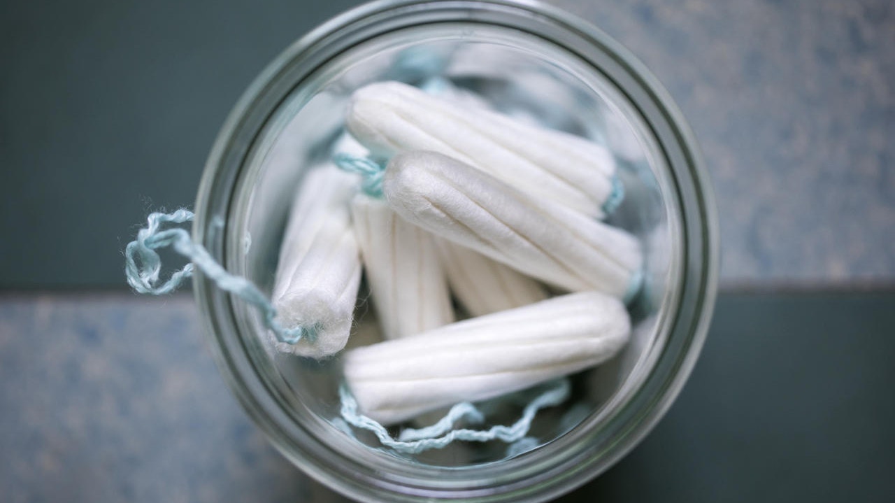 In Österreich soll die Besteuerung von Tampons und Binden gesenkt werden.