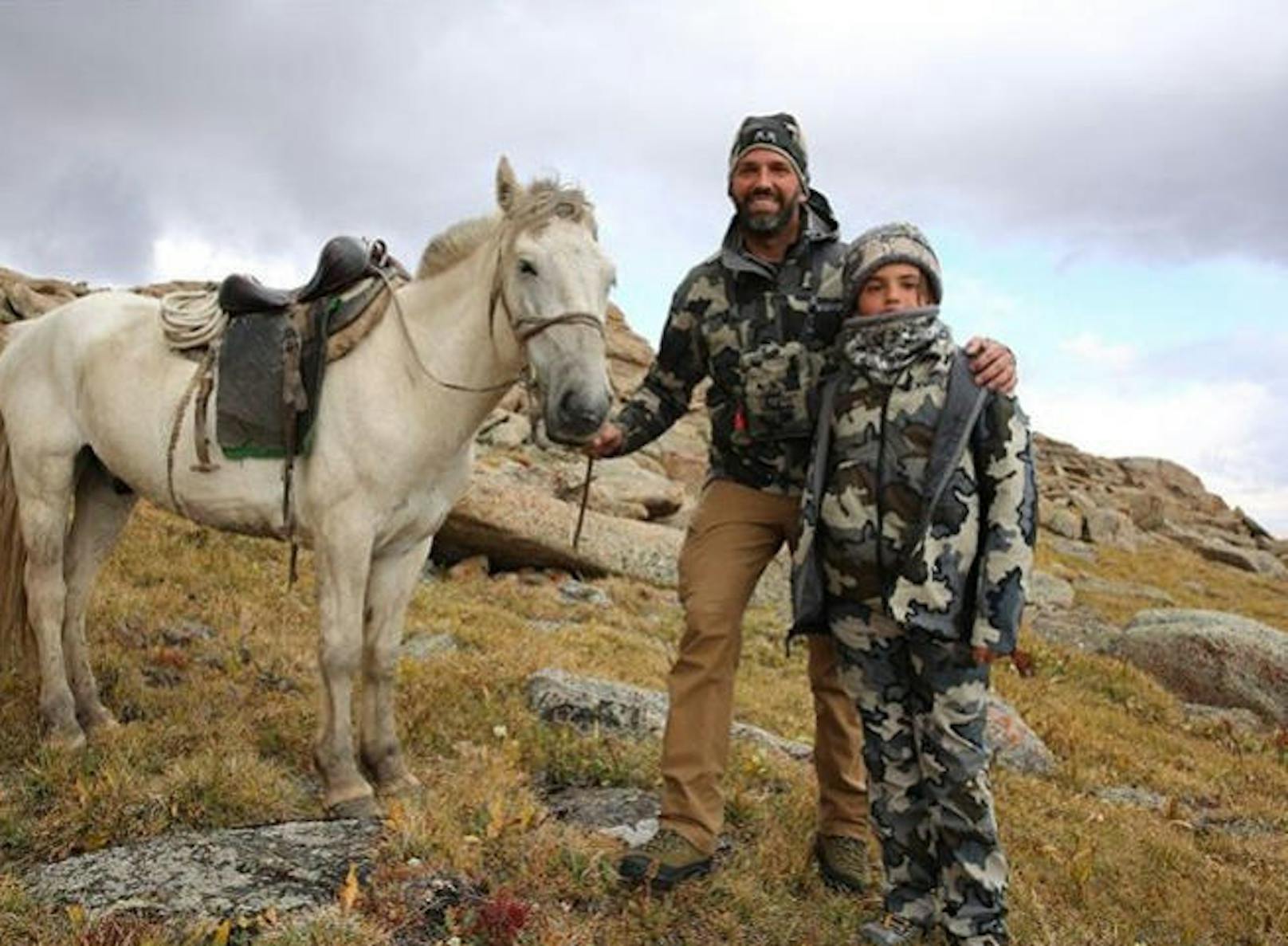 Zusammen mit einem seiner Söhne unternahm Trump Jr. eine siebentägige Jagdtour im Westen des Landes.