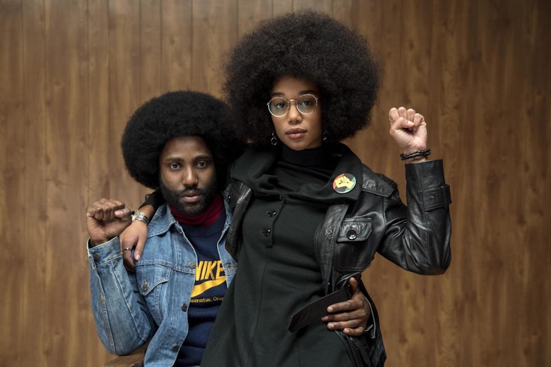 "BlacKkKlansman": Ein afroamerikanischer Cop schleust sich beim Ku Klux Klan ein.