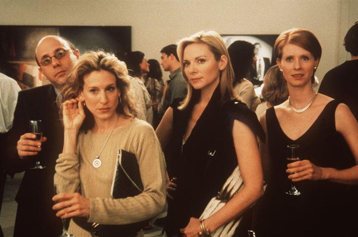 Szenenbild aus "Sex and the City": (v.l.n.r.) Willie Garson, Sarah Jessica Parker, Kim Cattrall und Cynthia Nixon.