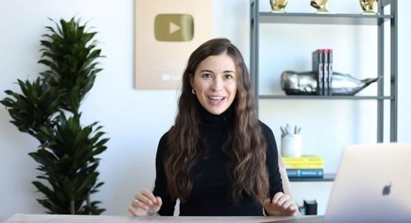YouTuberin Marina Mogilko verdient mit einem Video mit einer Million Views rund 10.000 Dollar.