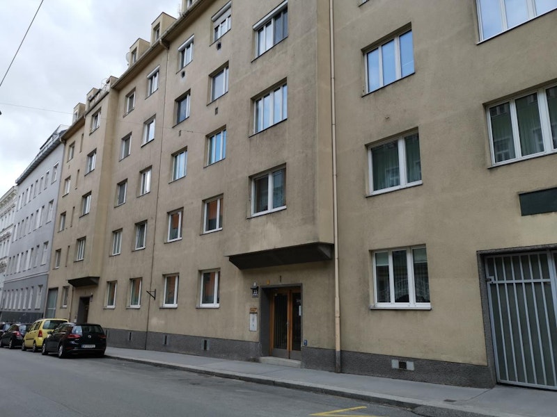 Im Mai 2019 wurde  in Wien-Fünfhaus ein 88-jähriger Mann tot in seiner Wohnung aufgefunden.