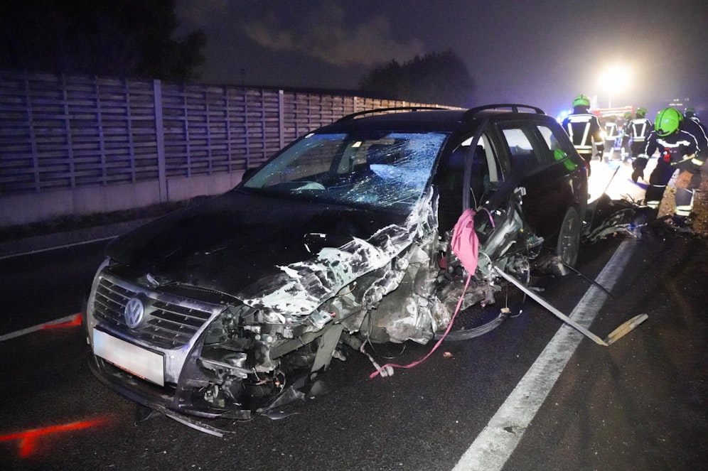Fahndung nach Unfall mit Fahrerflucht.