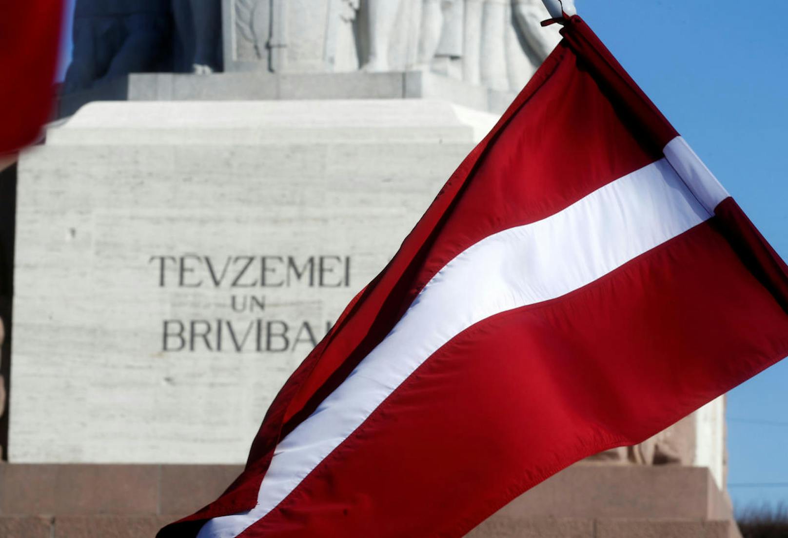 Zahlen steigen - Lettland muss Notstand verlängern
