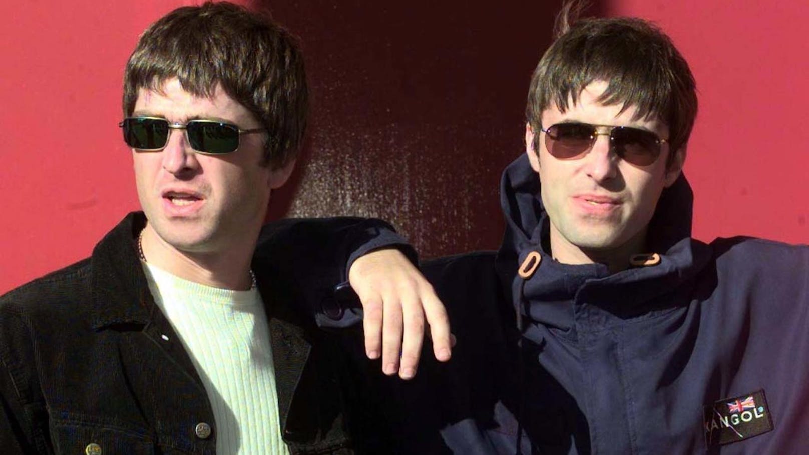 Die Brüder Noel (l) und Liam Gallagher von der Band Oasis wollen wieder auf die Bühne zurückkehren.