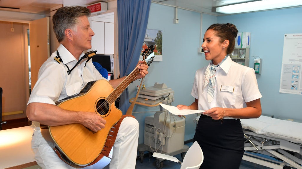 Als muskalisches Crewmitglied Tanja konte <strong>Sarah Lombardi</strong> an Bord des "Traumschiffs" schon einmal ihr Schauspieltalent unter Beweis stellen.