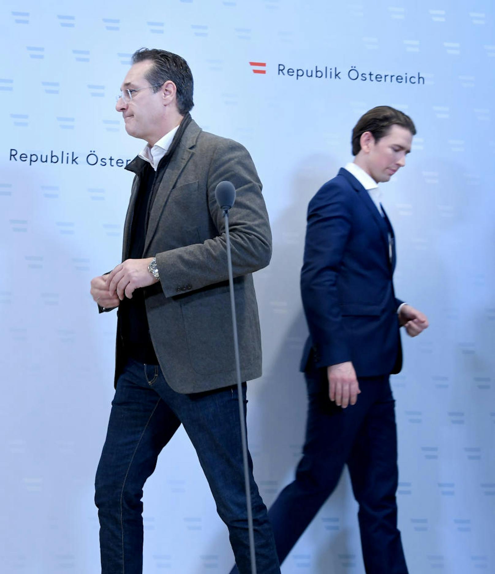 Bundeskanzler Sebastian Kurz und Vizekanzler Heinz-Christian Strache im Rahmen der Regierungsklausur in Mauerbach.