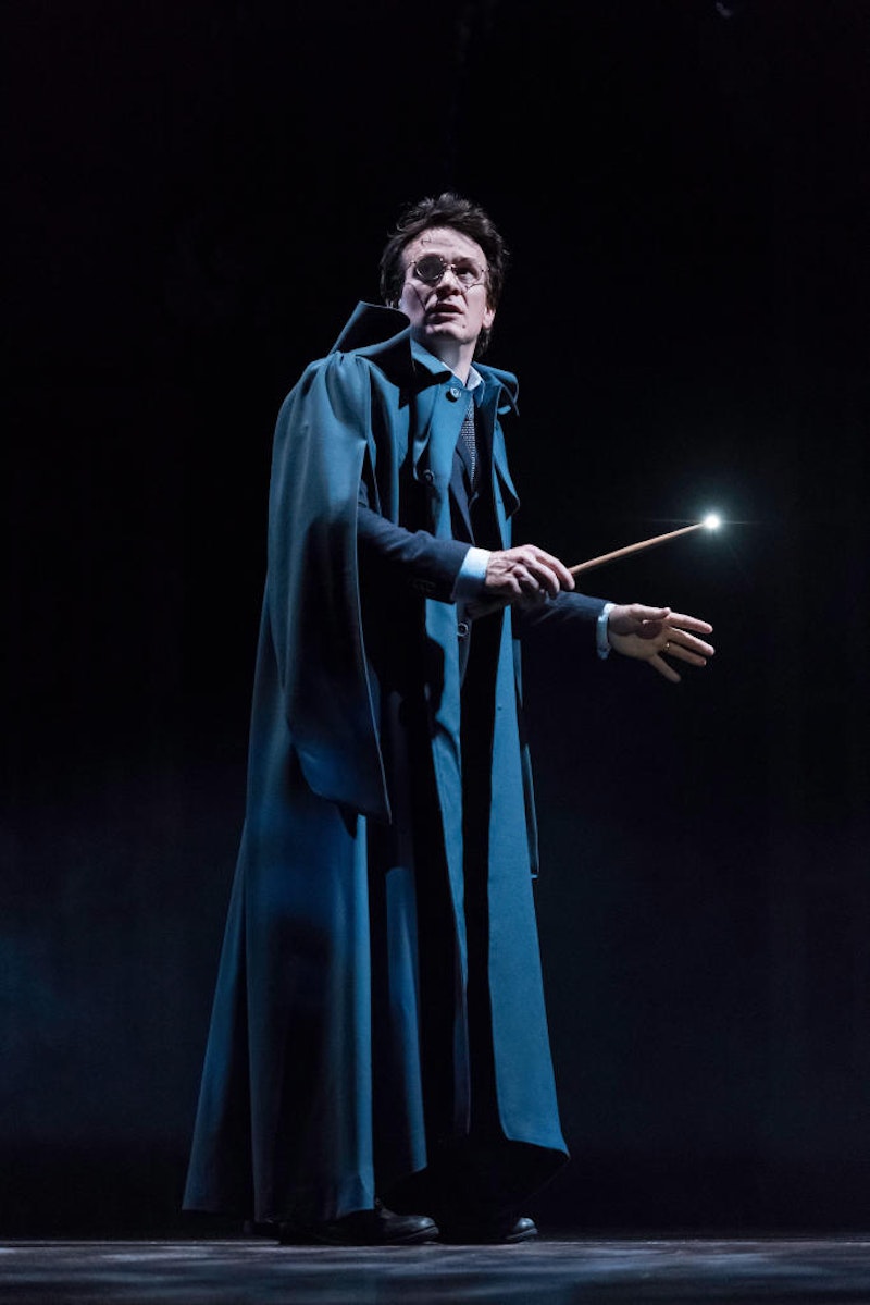 Bei weitem das zauberhafteste Theaterstück im West End seit vielen Jahren. (Metro)

Original West End Company 2016 - 2017 
Jamie Parker (Harry Potter)
