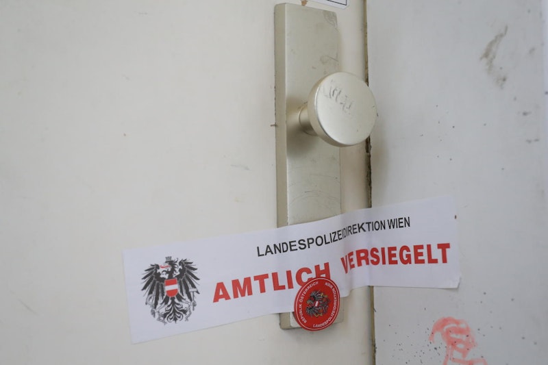 Polizeisprecher Harald Sörös erklärte gegenüber "Heute.at": "Es hat sich im Laufe des Tages herausgestellt, dass tatsächlich Fremdverschulden vorliegen dürfte".