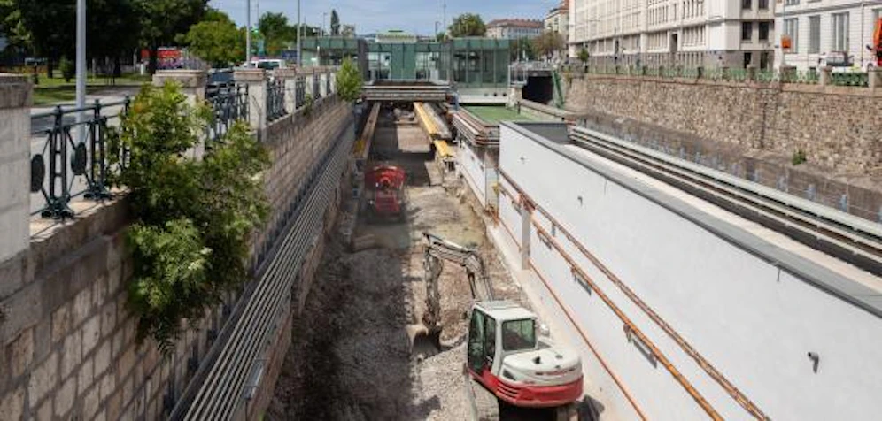 Die U4 wird, wie schon im Sommer 2019, für ein paar Tage gesperrt. Ein Schienenersatzverkehr wird eingerichtet.&nbsp;