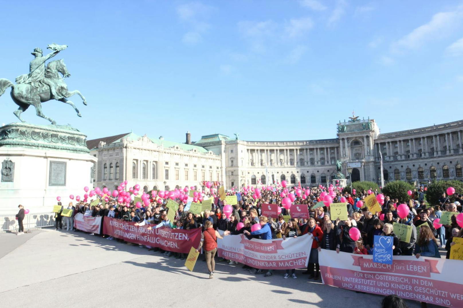 Am Sonntag fand in der Wiener Innenstadt der "Marsch fürs Leben" statt, an dem rund 1600 Personen teilnahmen (Credit: Josef Büchsenmeister).