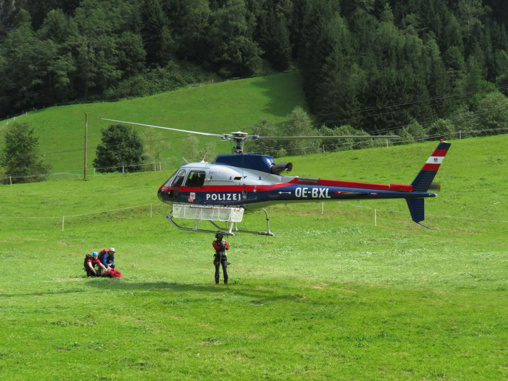 Der Paragleiter aus Deutschland war am 23. August 2019 nach einer Klettertour auf den Dristner im Tiroler Zillertal beim Auspacken seines Gleitschirms abgestürzt und tödlich verletzt worden.