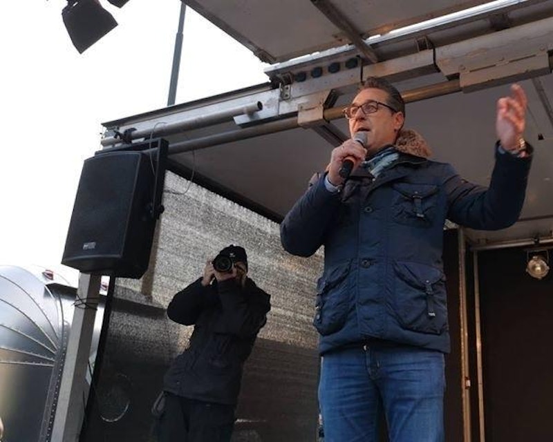 Heinz-Christian Strache hielt eine feurige Rede gegen das Rauchverbot.