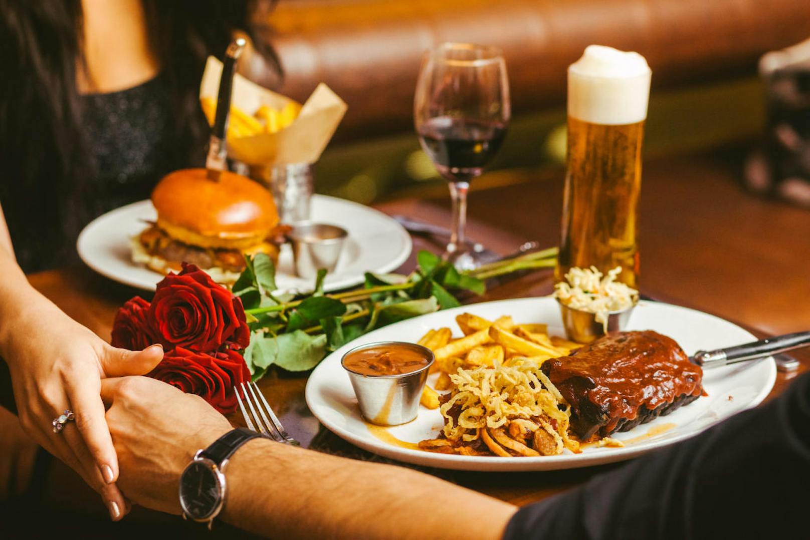 Jetzt teilnehmen und ein rockiges Menü zum Valentinstag im Hard Rock Cafe Vienna genießen!