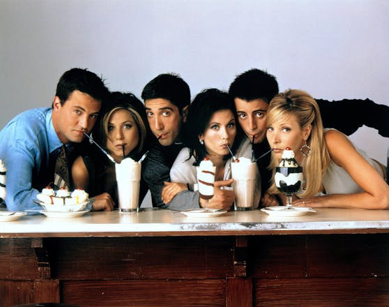 Mit der TV-Serie "Friends" wurde Jennifer Aniston (2.v.li.) Anfang der 90er berühmt. Doch mit ihrer Rolle legte sie sich einige Steine in den Weg.