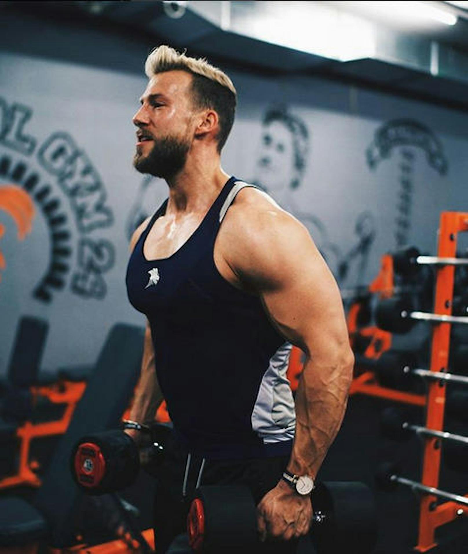 Der Veganer Patrick Reiser ist zweifacher Schweizer Meister und Weltmeister im Natural Bodybuilding. <a href="https://www.instagram.com/patrick.reiser/?hl=de">www.instagram.com/Patrick.Reiser</a>