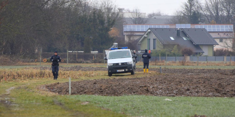 In Wels entdeckten zwei Freunde eine Fliegerbombe.