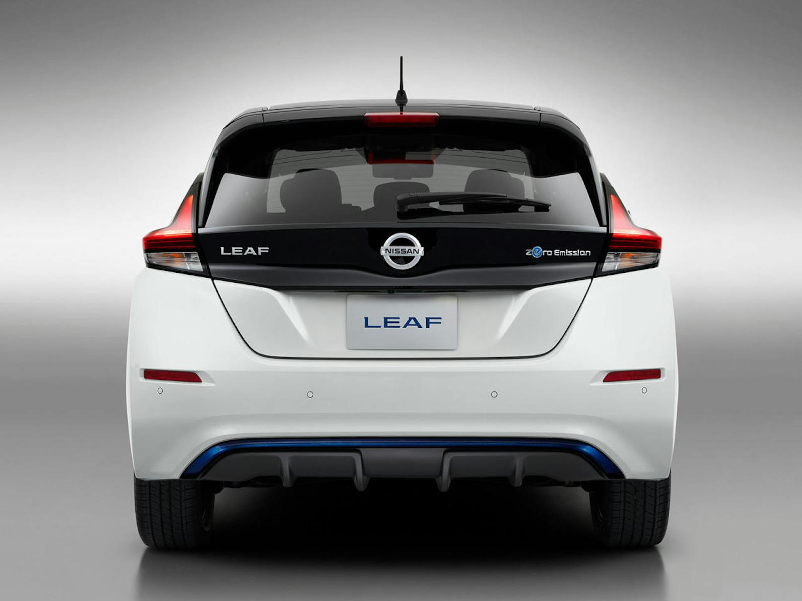 Heckansicht Nissan Leaf 3.ZERO e+ Limited Edition 