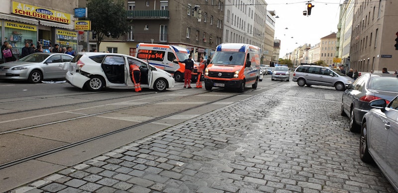 Insgesamt drei Personen erlitten Verletzungen.