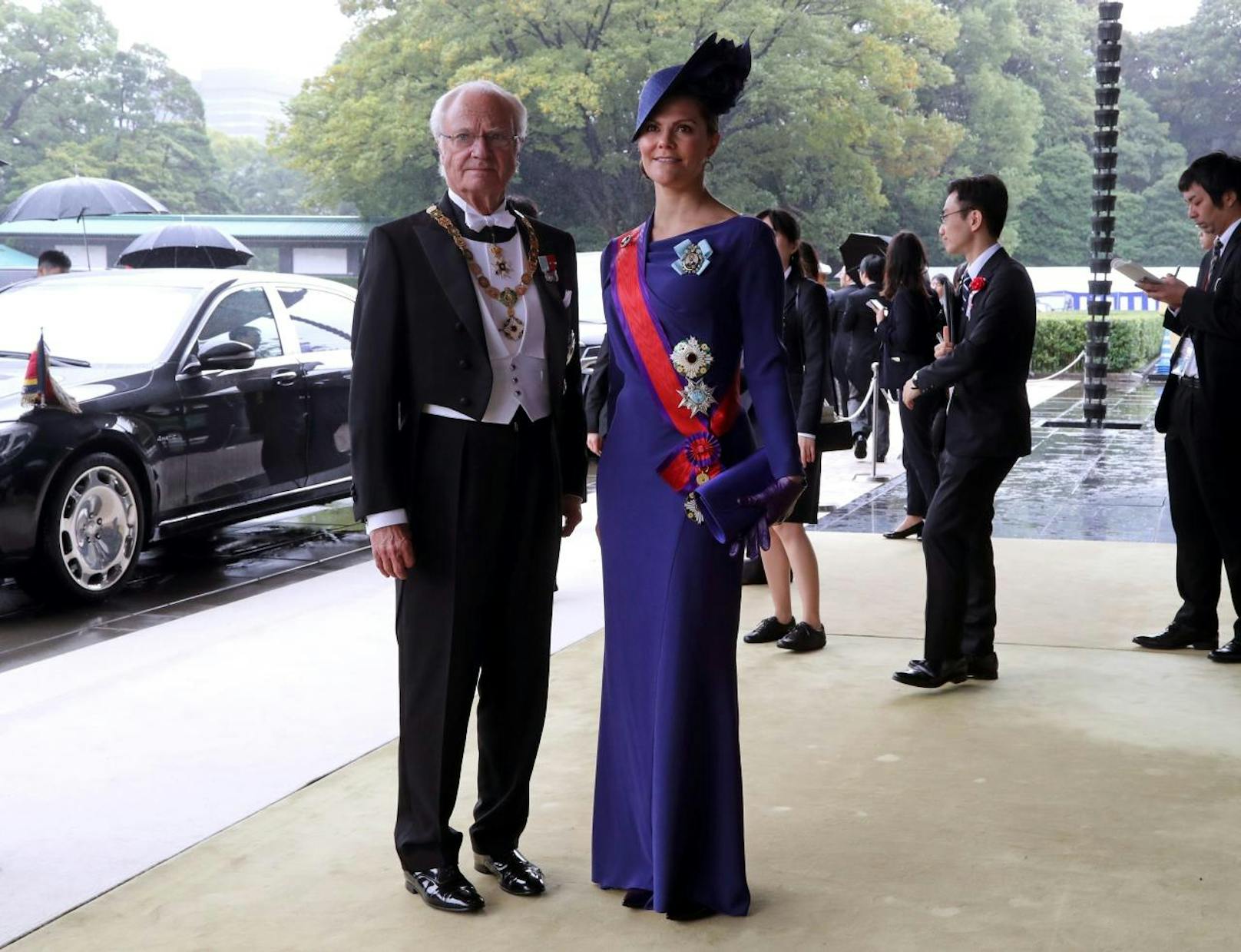 Schwedens König Carl XVI Gustaf (l.) und Kronprinzessin Victoria
