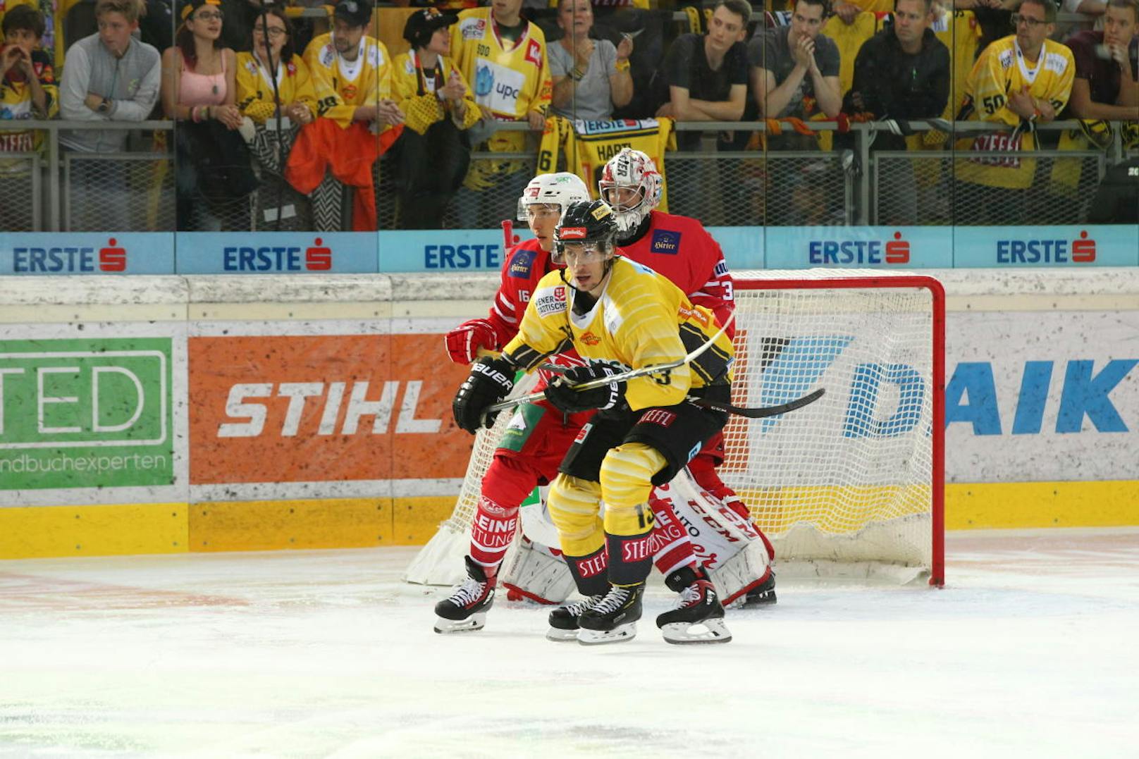 Eishockeyspieler Sondre Olden von den spusu Vienna Capitals.