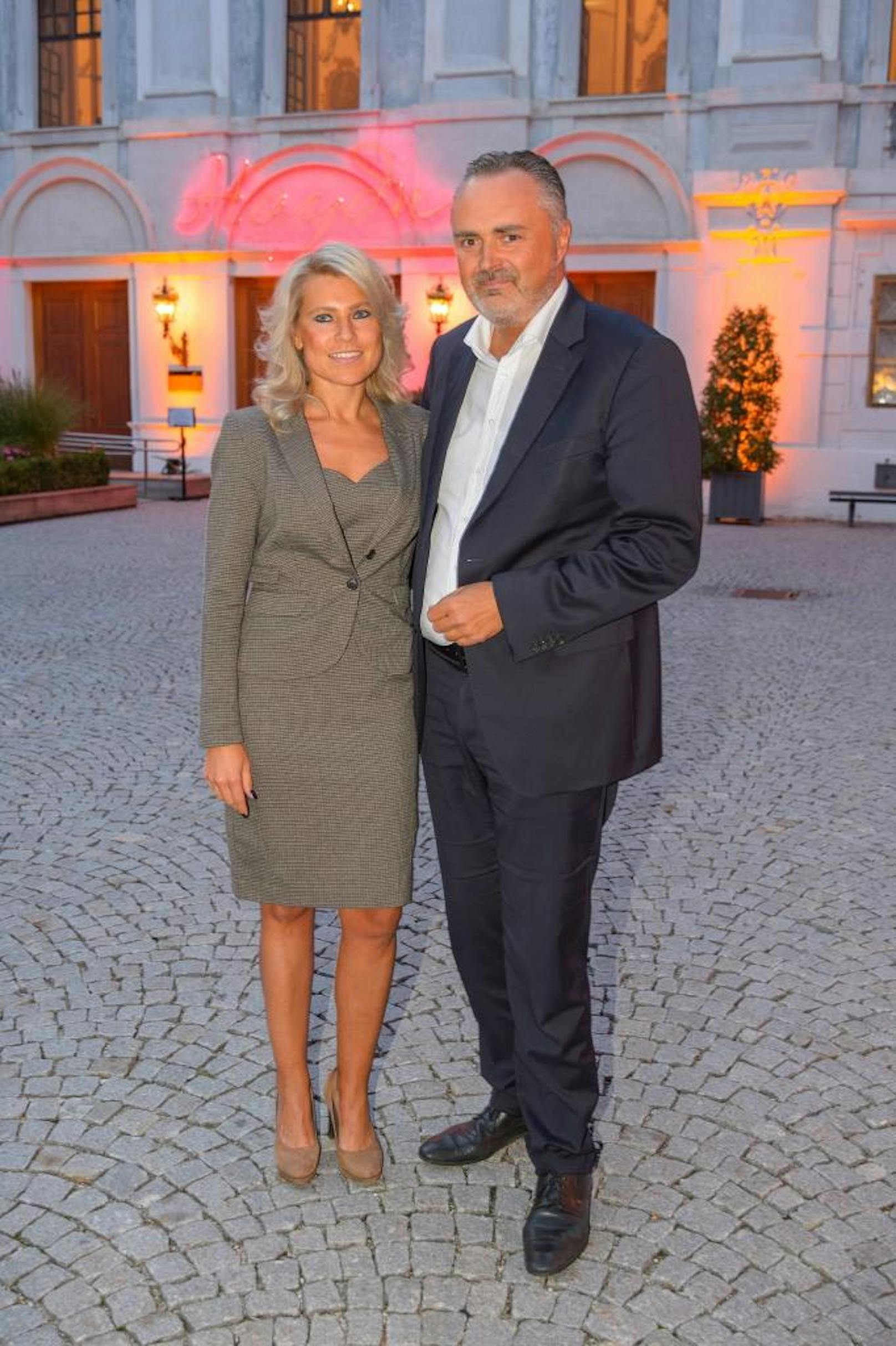 Hans Peter Doskozil und Marketing-Lady Julia heiraten im Mai 2020.