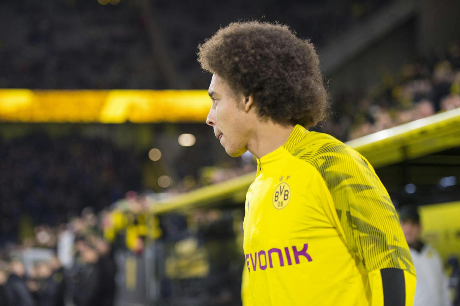 Im Dezember 2019 musste Borussia Dortmund ohne Mittelfeldspieler Axel Witsel auskommen. Der Grund dafür: Weil das Treppenschutzgitter seiner Kinder nicht versperrt war, stürzte der Belgier über die Treppe, musste sogar auf der Intensivstation behandelt werde. 