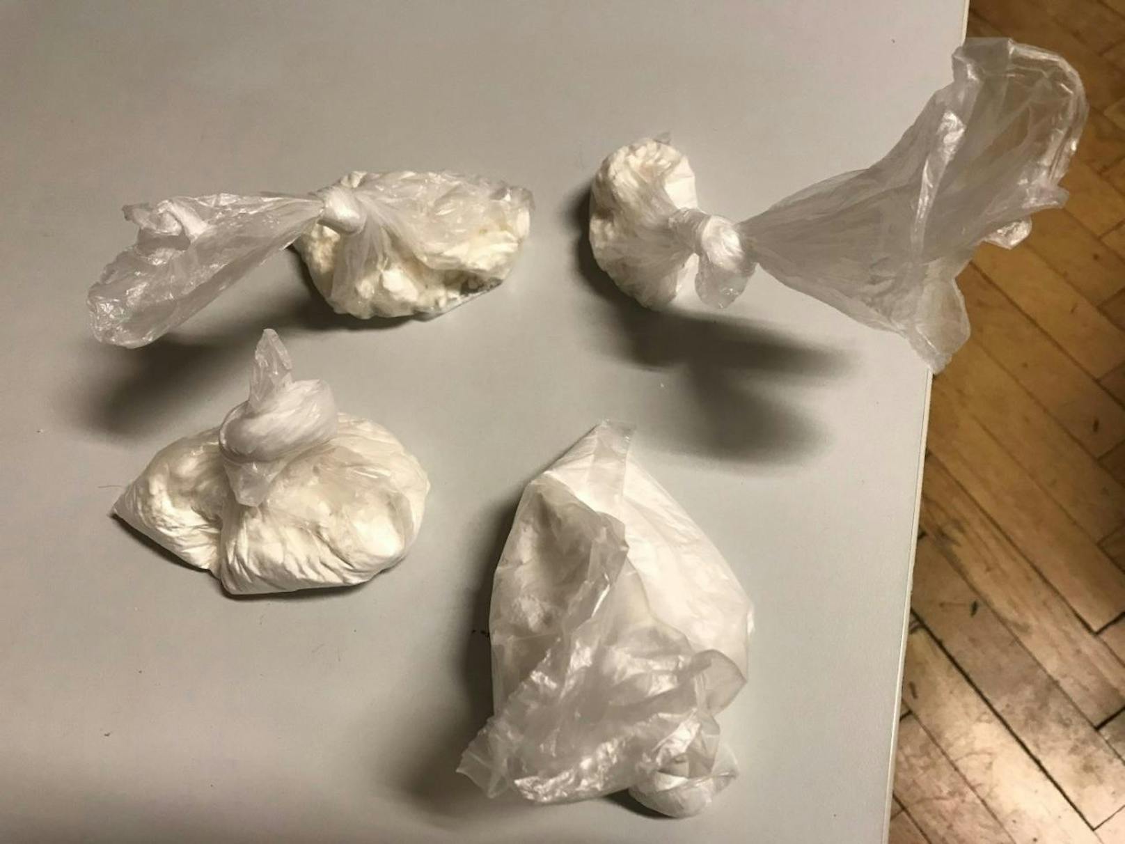Nach längerer Ermittlungsarbeit konnte ein 48-Jähriger festgenommen werden, nachdem er eine größere Menge an Kokain für 7.500 Euro verkauft hatte.