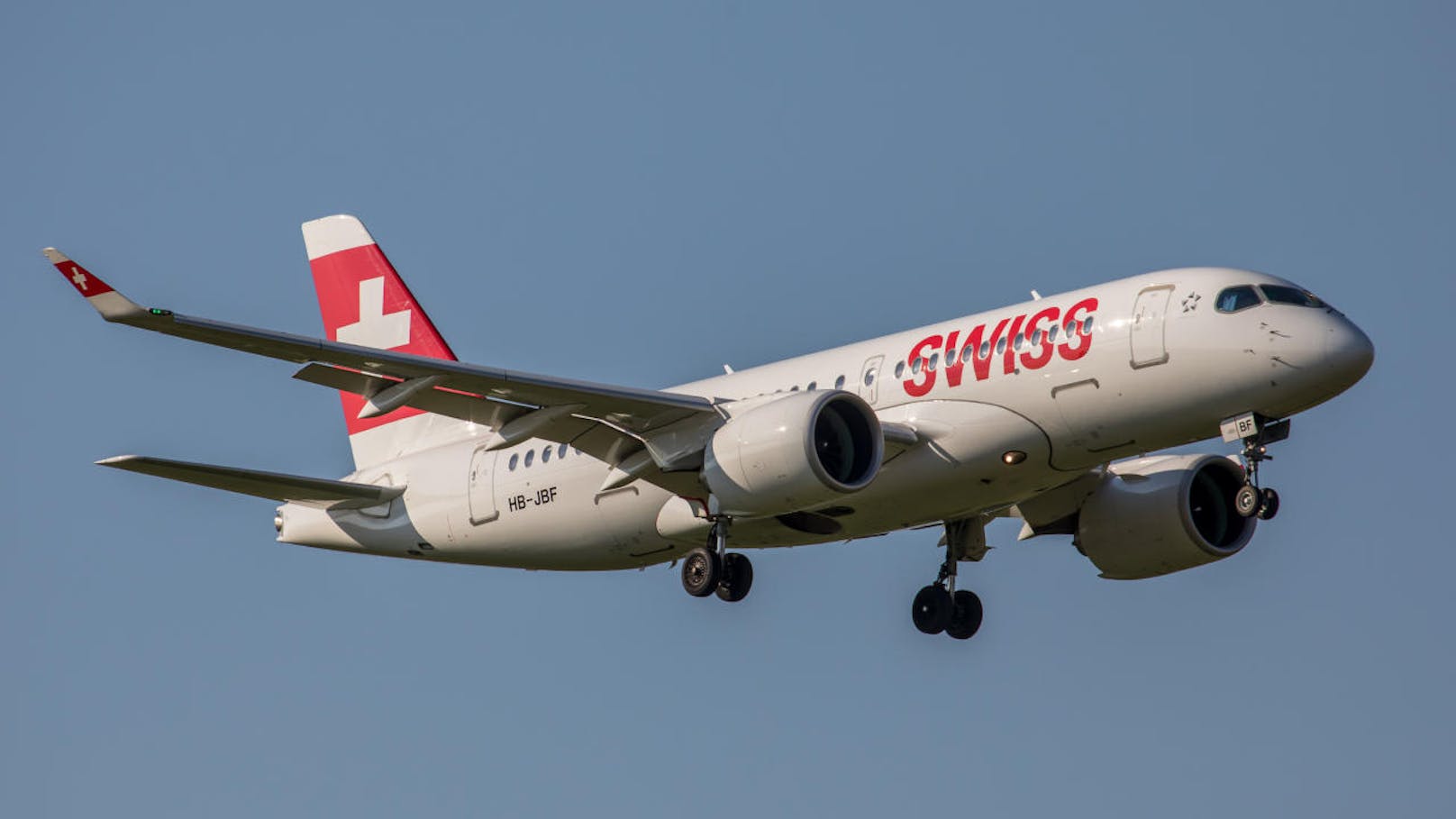 Die Airline "Swiss" führt eine Impfpflicht für ihr Bordpersonal ein (Symbolbild).