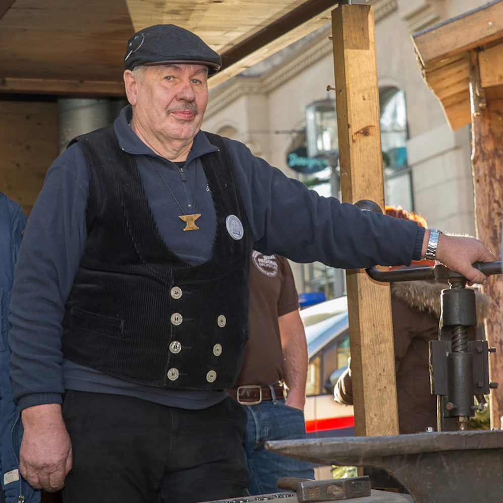 Walter Gugglberger bekam nach zehn Jahren seinen Amboss zurück.