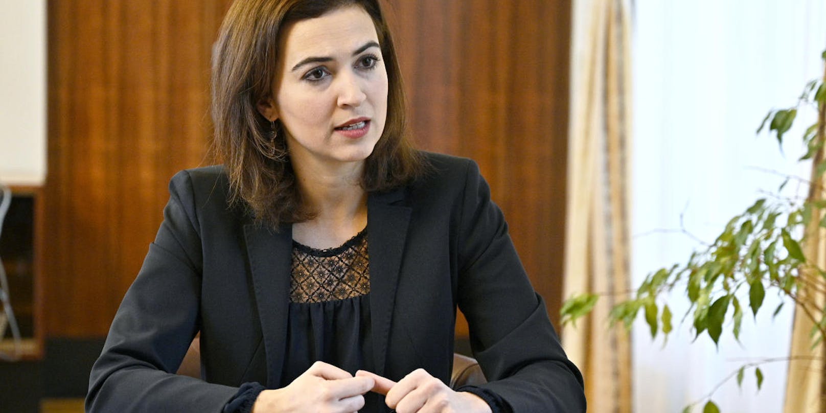 Justizministerin Alma Zadić konnte die Kritik nicht überhören: Sie erteilte den Kärntner Staatsanwälten gestern einen „dringenden Berichtsauftrag“.