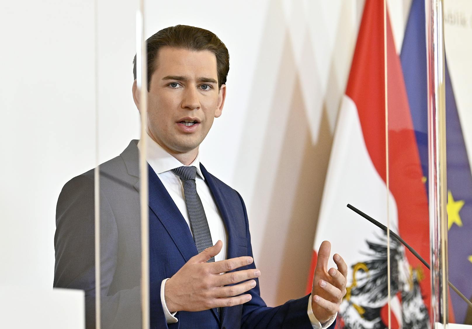 Kanzler Sebastian Kurz, Vize Werner Kogler, Finanzminister Gernot Blümel, Tourismusministerin Elisabeth Köstinger und WKO-Präsident Harald Mahrer präsentierten am 11. Mai 2020 "Coronahilfen für die Gastronomie"