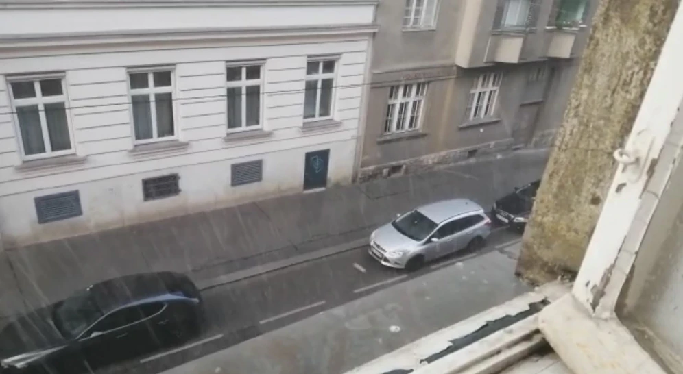 Ein Gewitter braute sich über Wien zusammen