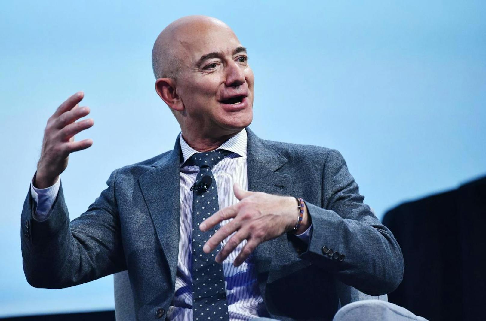 Jeff Bezos gründete den Onlineversandhändler Amazon.