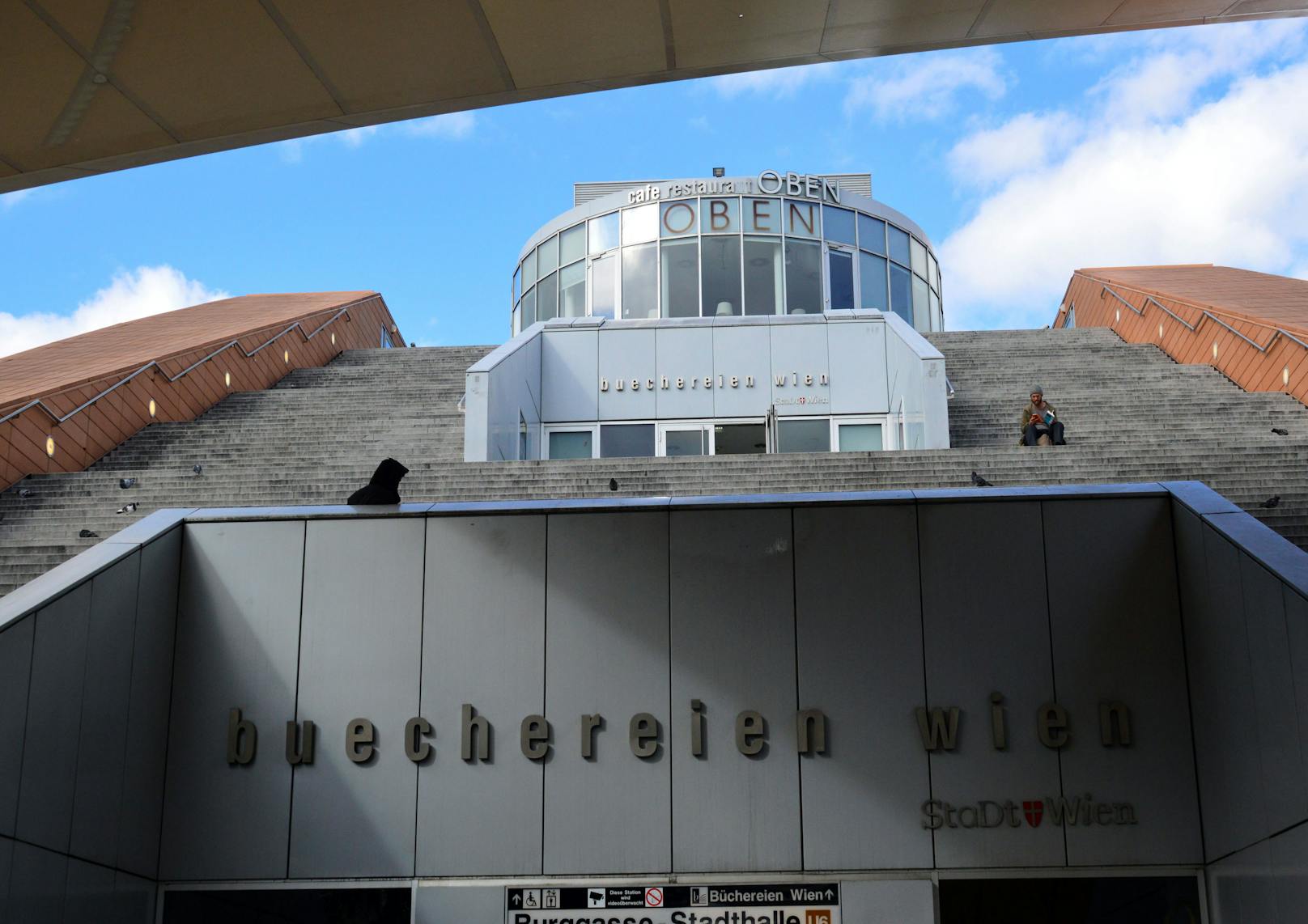 Die Büchereien der Stadt Wien werden den ersten Öffnungsschritt am 18. Mai vornehmen. Das kündigte Bildungsstadtrat Jürgen Czernohorszky (SPÖ) am Montag per Aussendung an. Ab kommenden Montag sind die Büchereien in allen Zweigstellen und in der Hauptbücherei wieder geöffnet.